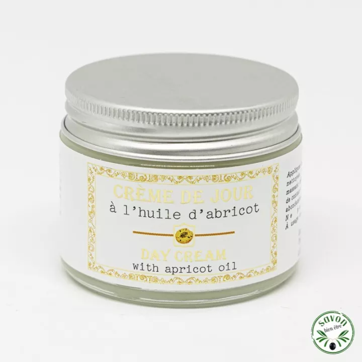 Crema da giorno all'olio di albicocca