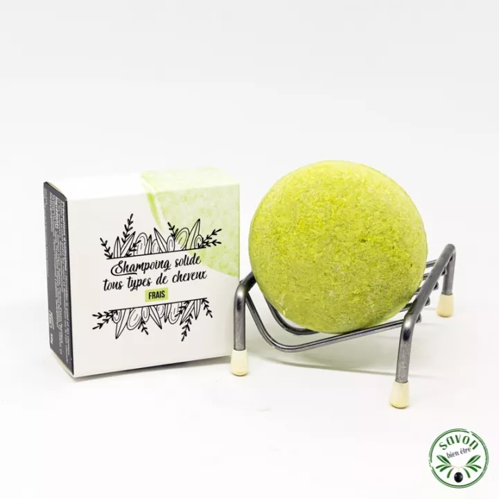 Shampoing solide tous types de cheveux.